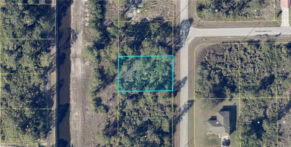 Lehigh Acres, FL 33974,440 GENOA AVE S