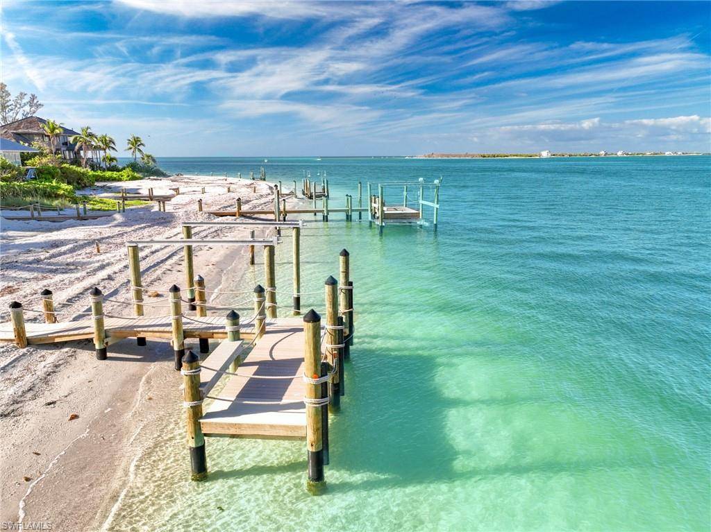 Upper Captiva, FL 33924,119 Kingfisher DR