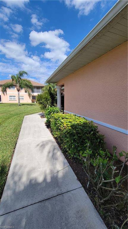 Lehigh Acres, FL 33936,19977 Lake Vista CIR #17C