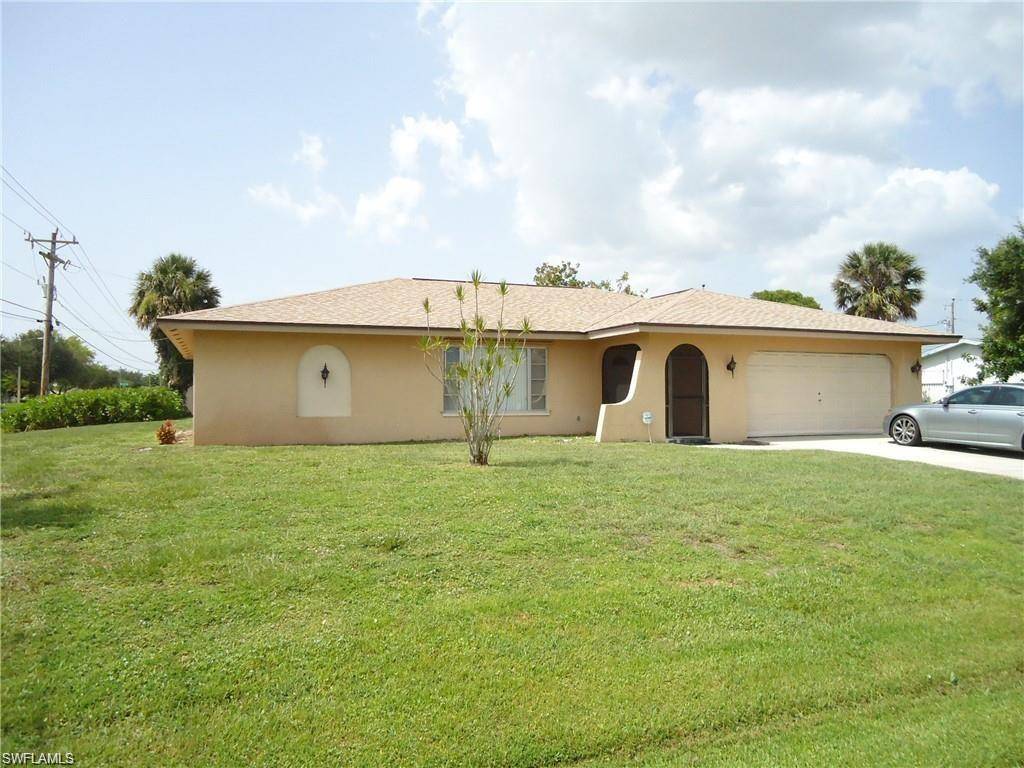 Cape Coral, FL 33904,901 SE 32nd ST