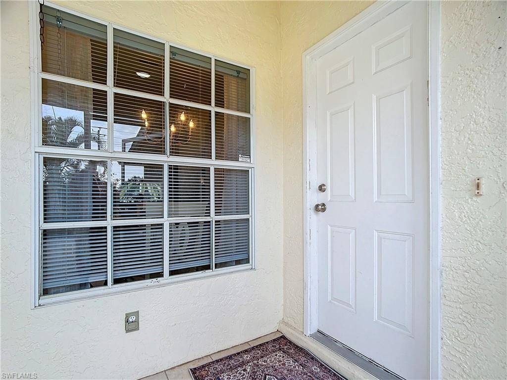 Naples, FL 34112,2892 West Crown Pointe BLVD E #11-2