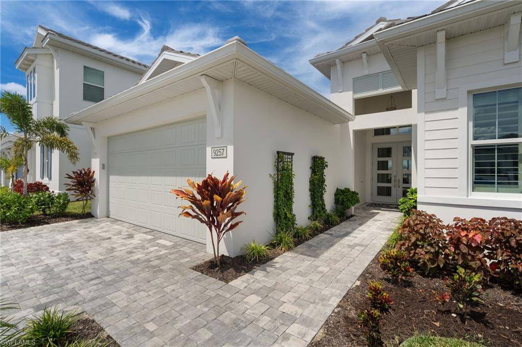 Naples, FL 34114,9257 Cayman DR