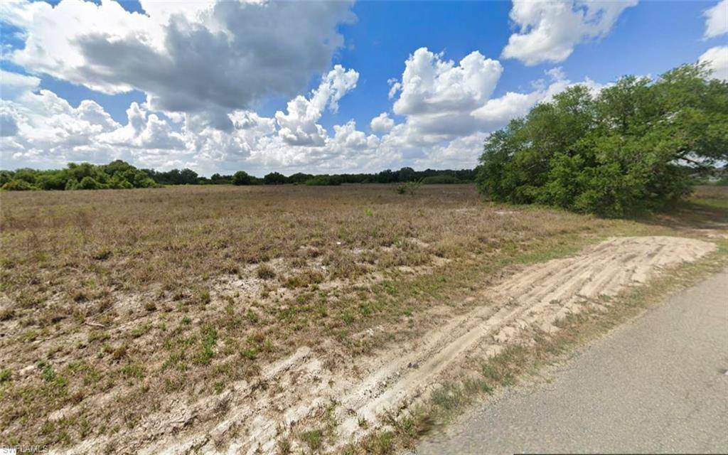 Lehigh Acres, FL 33972,1715 Wellington AVE