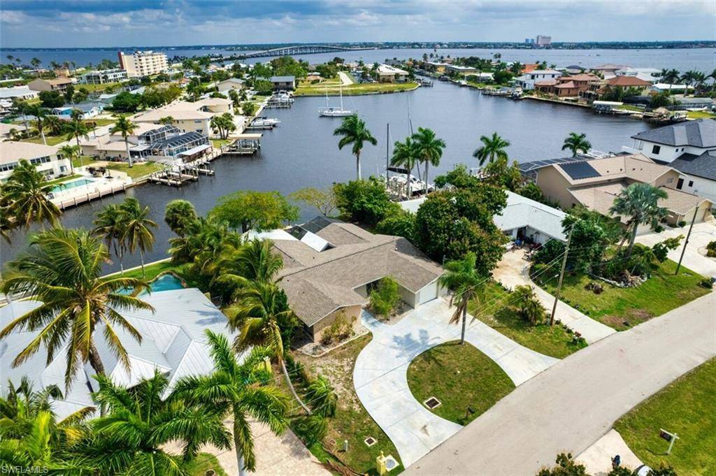 Cape Coral, FL 33904,4909 Nassau CT