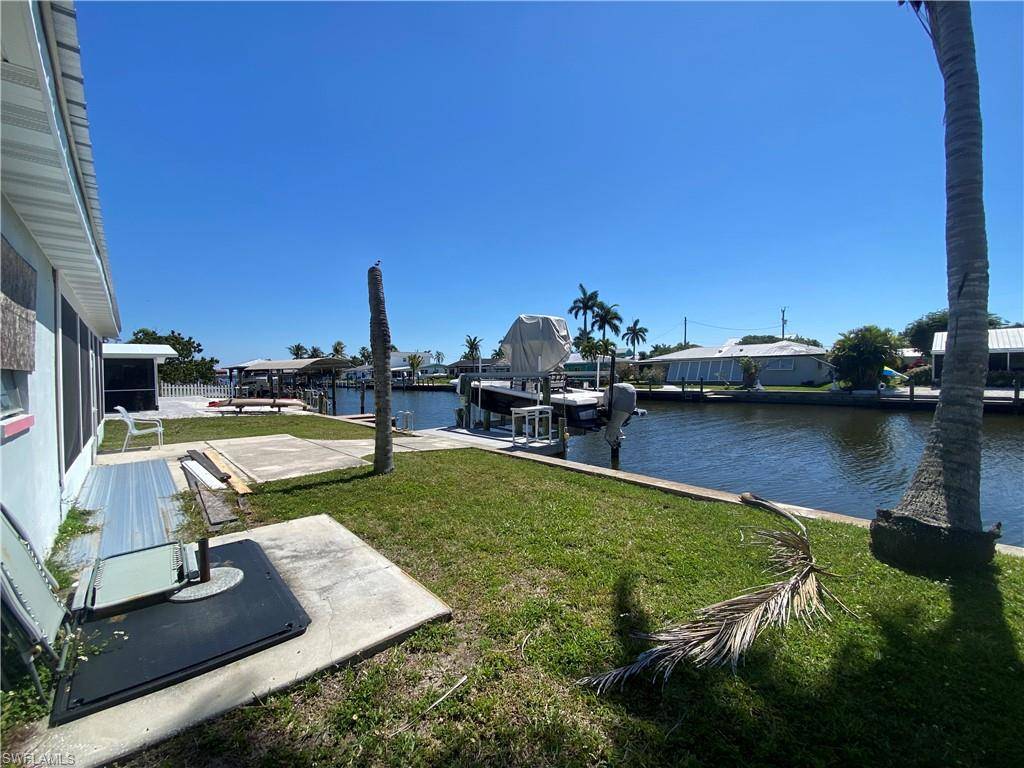 Matlacha, FL 33993,2823 Janet ST