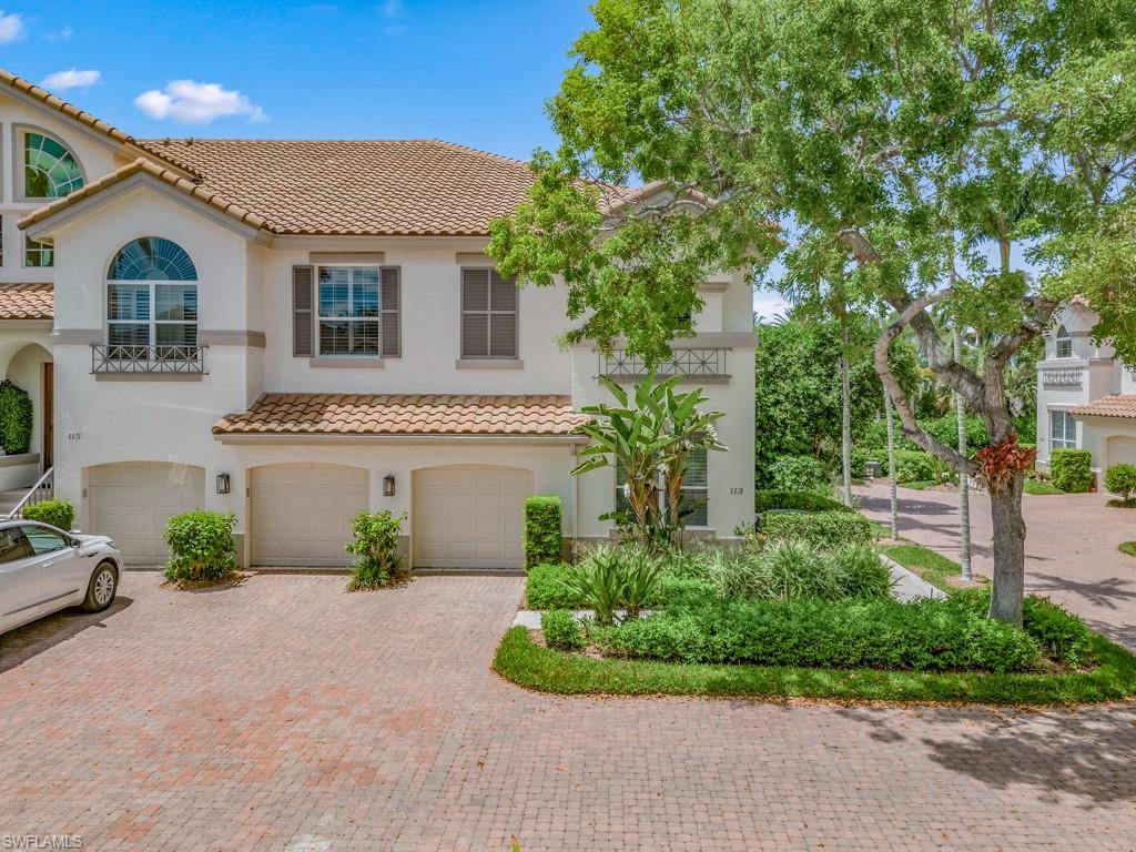 Naples, FL 34103,113 Colonade CIR #202