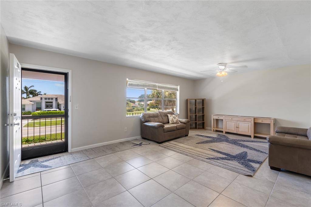 Marco Island, FL 34145,1047 Hartley AVE #203