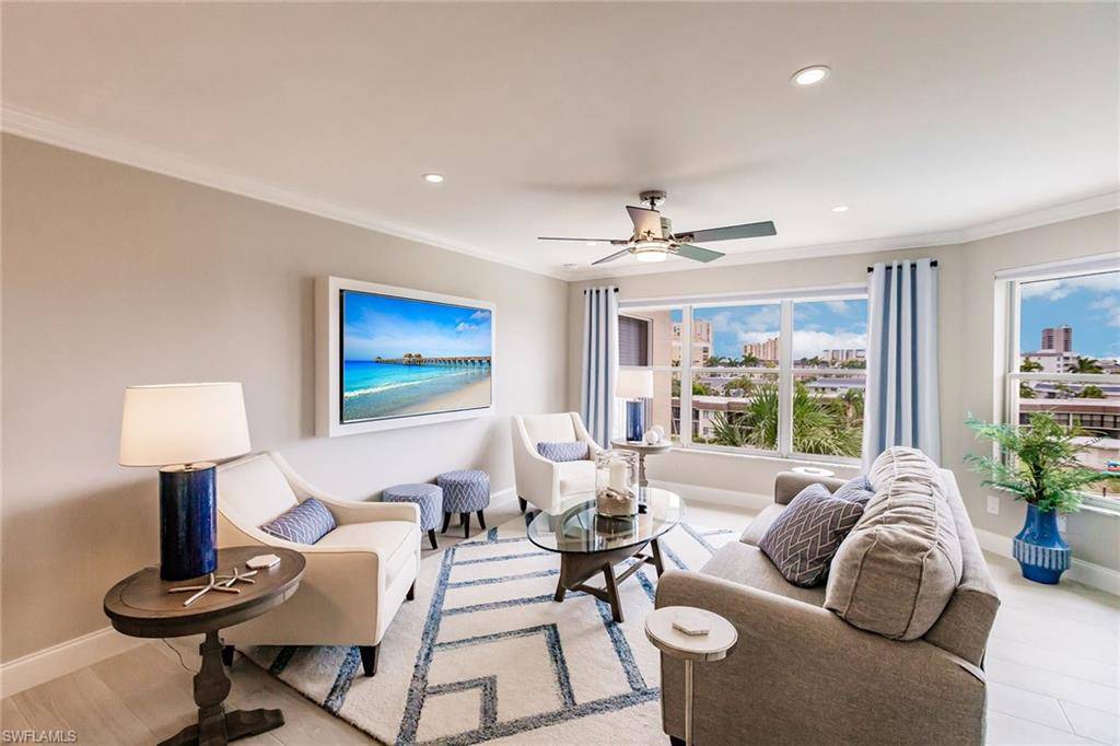 Marco Island, FL 34145,900 Collier CT #406