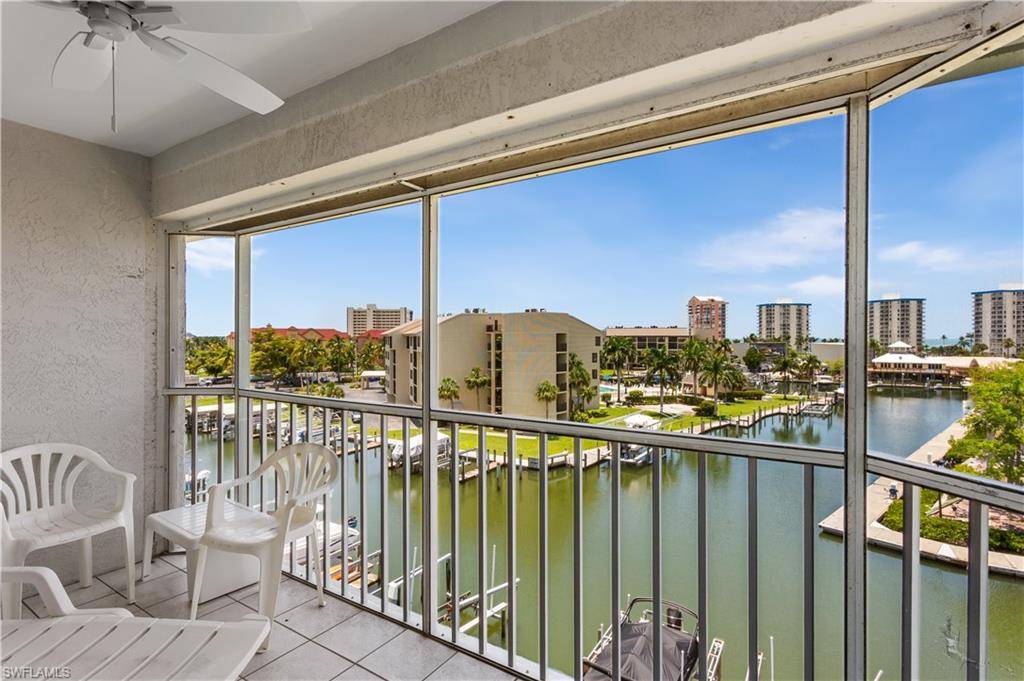 Fort Myers Beach, FL 33931,4571 Bay Beach LN #471