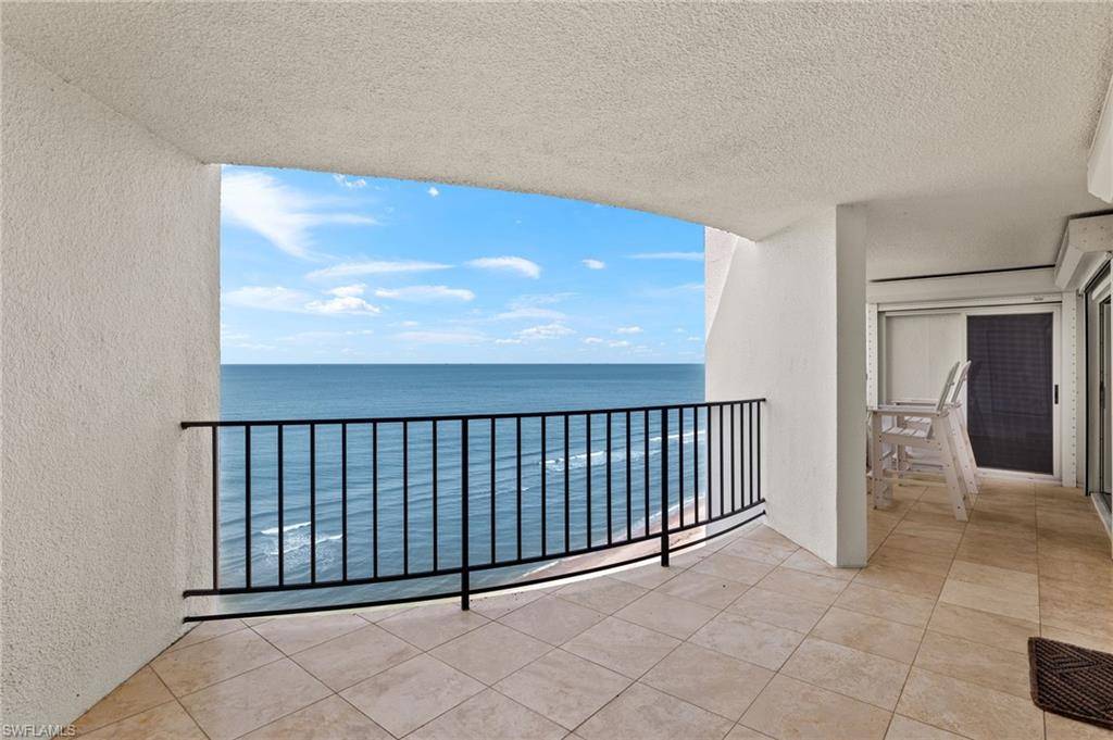 Naples, FL 34103,3951 GULF SHORE BLVD N #2C
