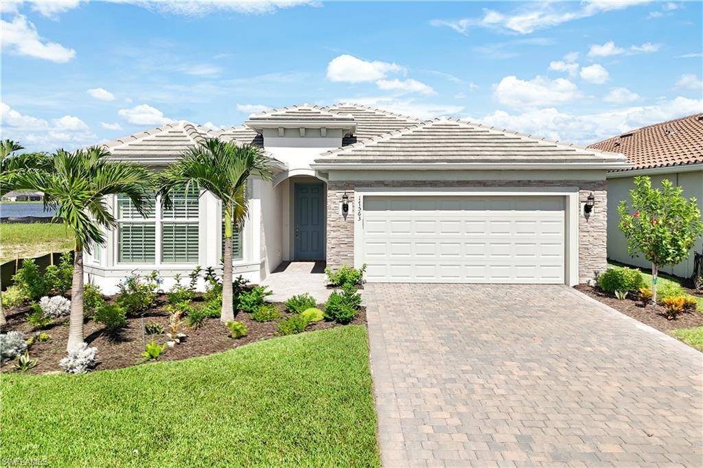 North Fort Myers, FL 33917,17563 Winding Oak LN