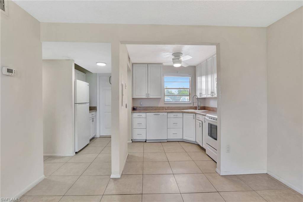 Naples, FL 34105,160 TURTLE LAKE CT #108