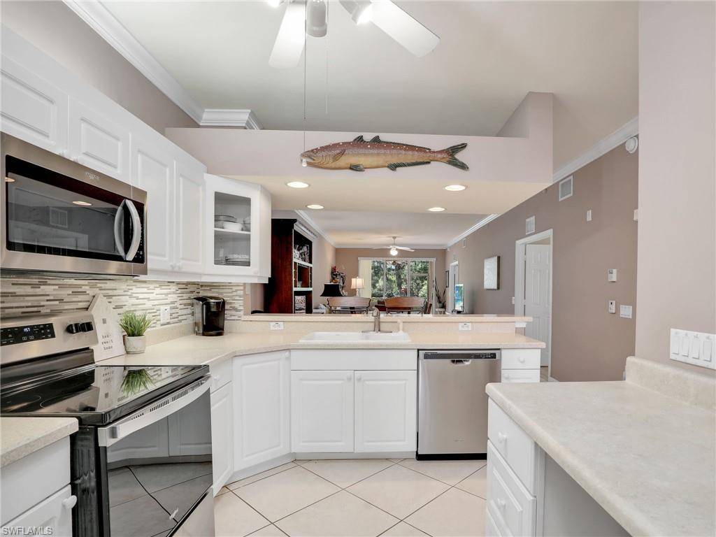 Naples, FL 34112,2390 Bayou LN #7611