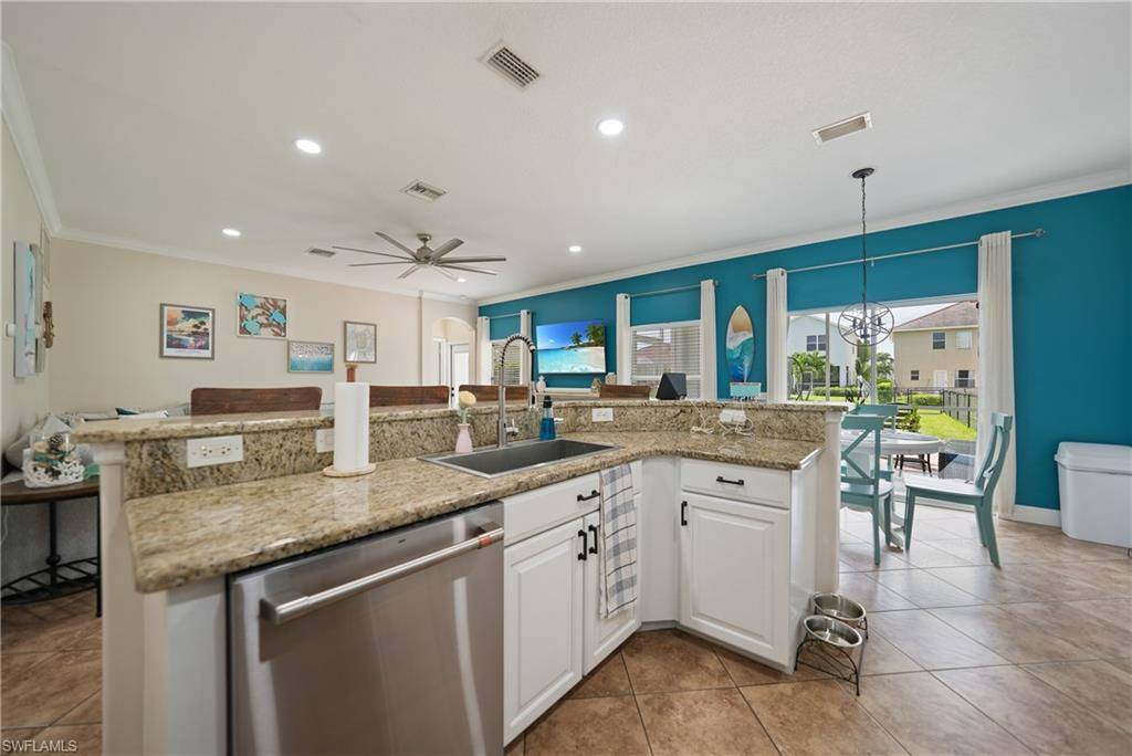 Cape Coral, FL 33991,2538 Blackburn CIR