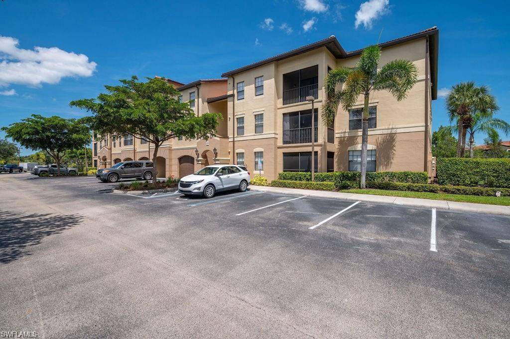 Naples, FL 34105,13000 Positano CIR #305