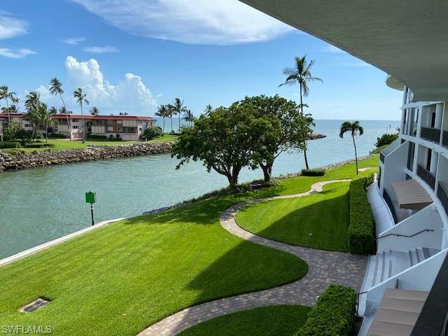 Naples, FL 34103,2305 Gulf Shore BLVD N #313