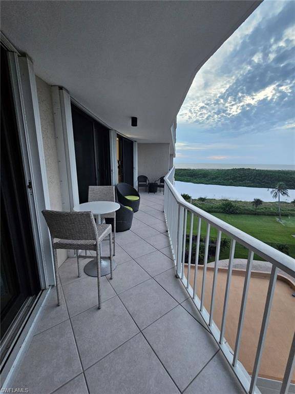 Marco Island, FL 34145,320 Seaview CT #2-608