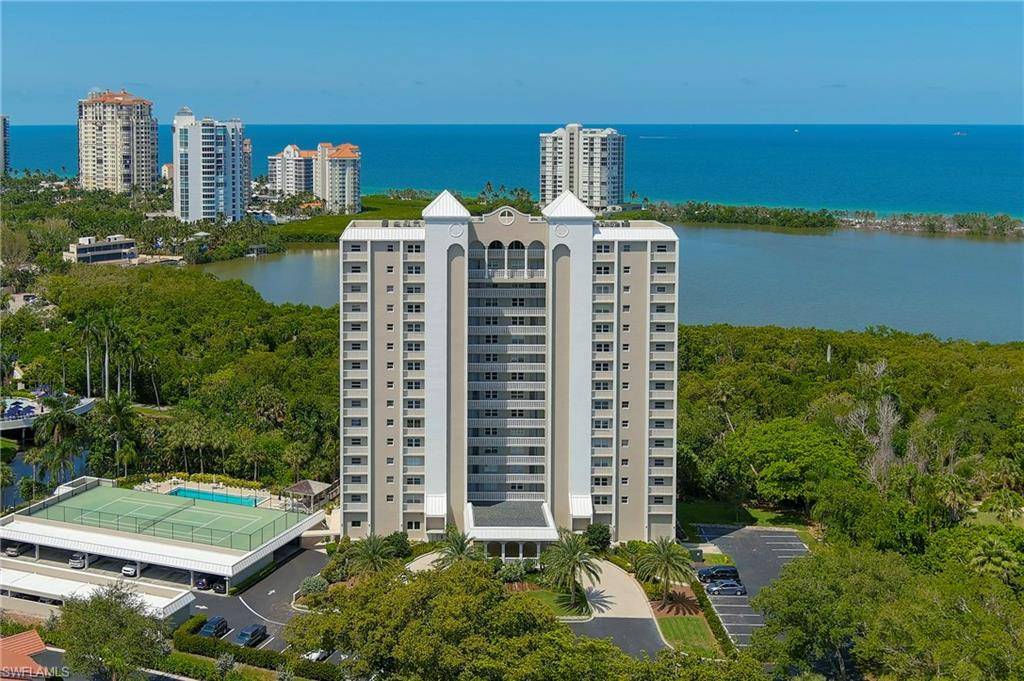 Naples, FL 34108,5501 Heron Point DR #403