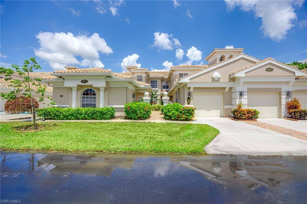 Naples, FL 34114,3975 Deer Crossing CT #201