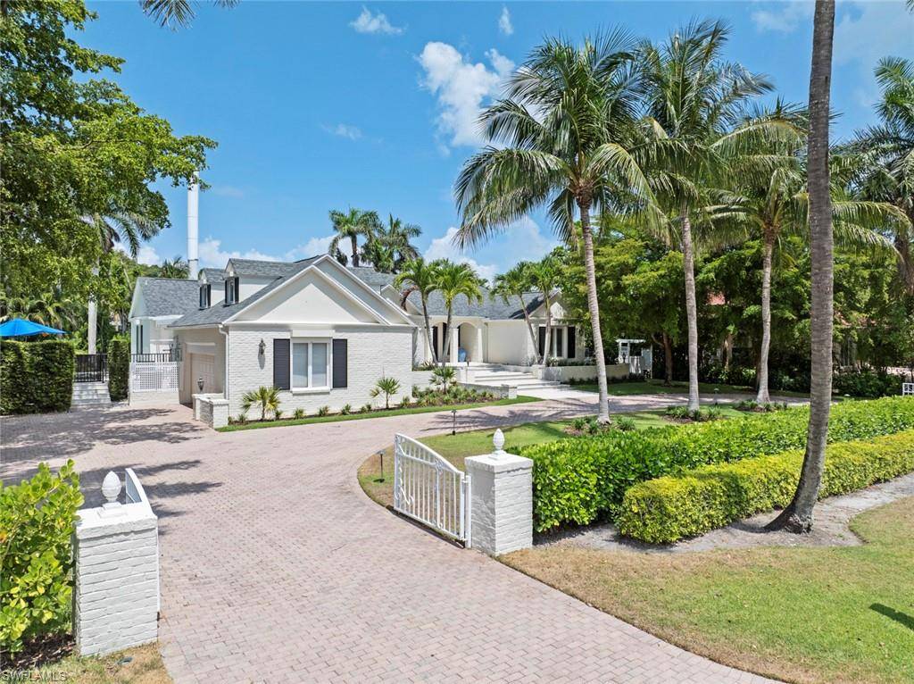 Naples, FL 34102,2700 Treasure LN