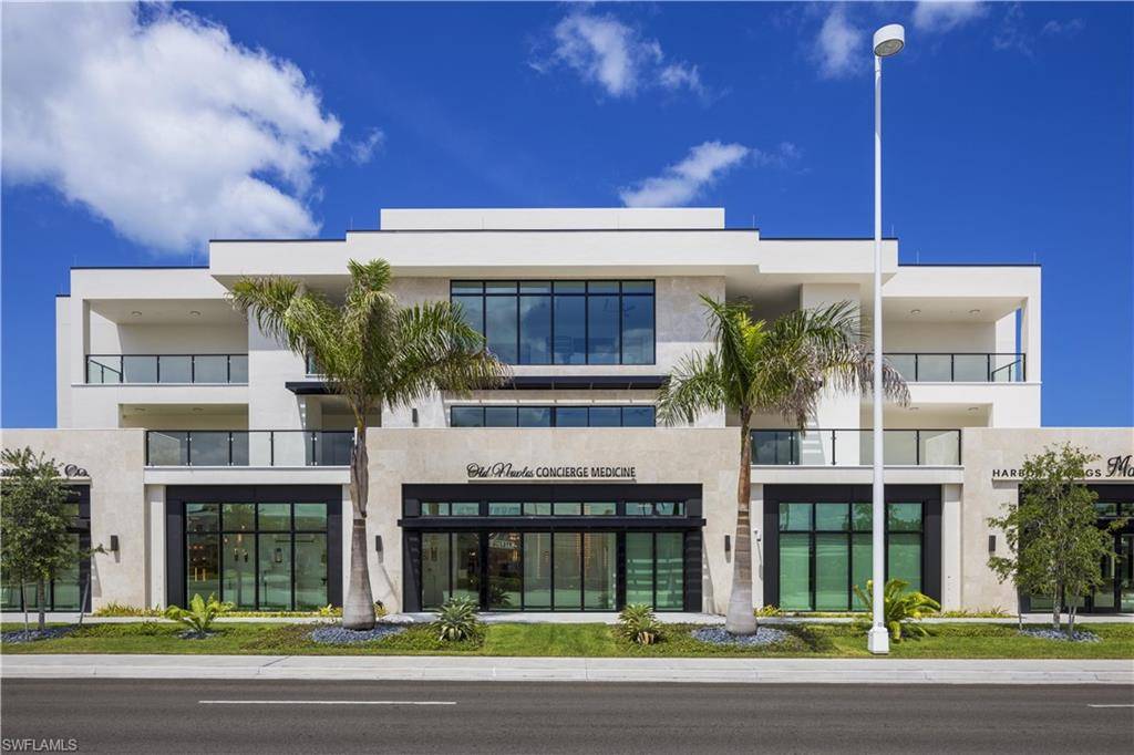 Naples, FL 34102,82 9TH ST S #205