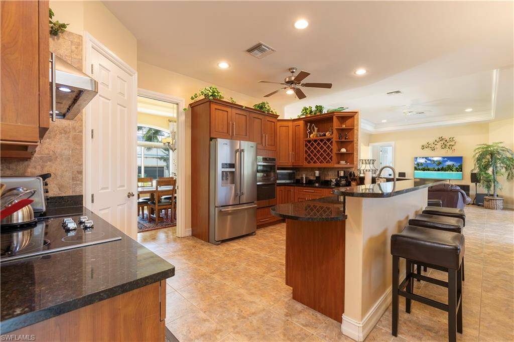 Marco Island, FL 34145,951 Montego CT