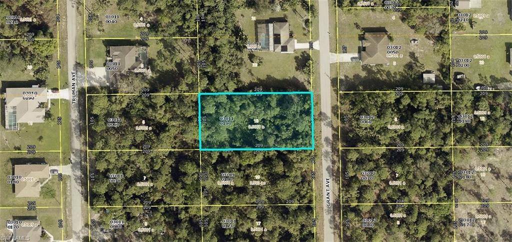 Lehigh Acres, FL 33972,413 Grant AVE