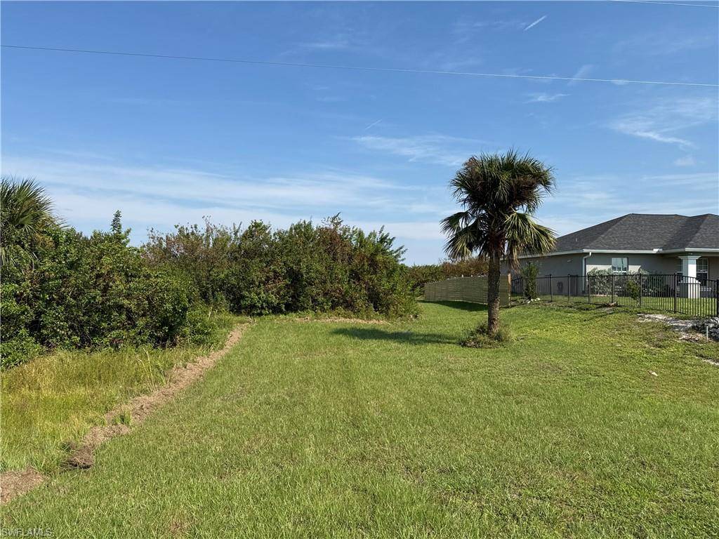 Lehigh Acres, FL 33974,329/331 Grant BLVD