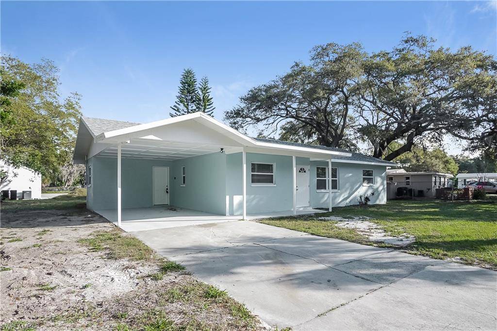 Nokomis, FL 34275,375 Scott ST