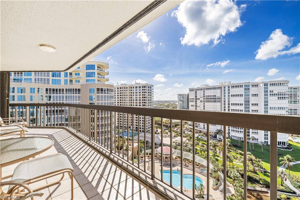 Naples, FL 34103,4551 Gulf Shore BLVD N #1506