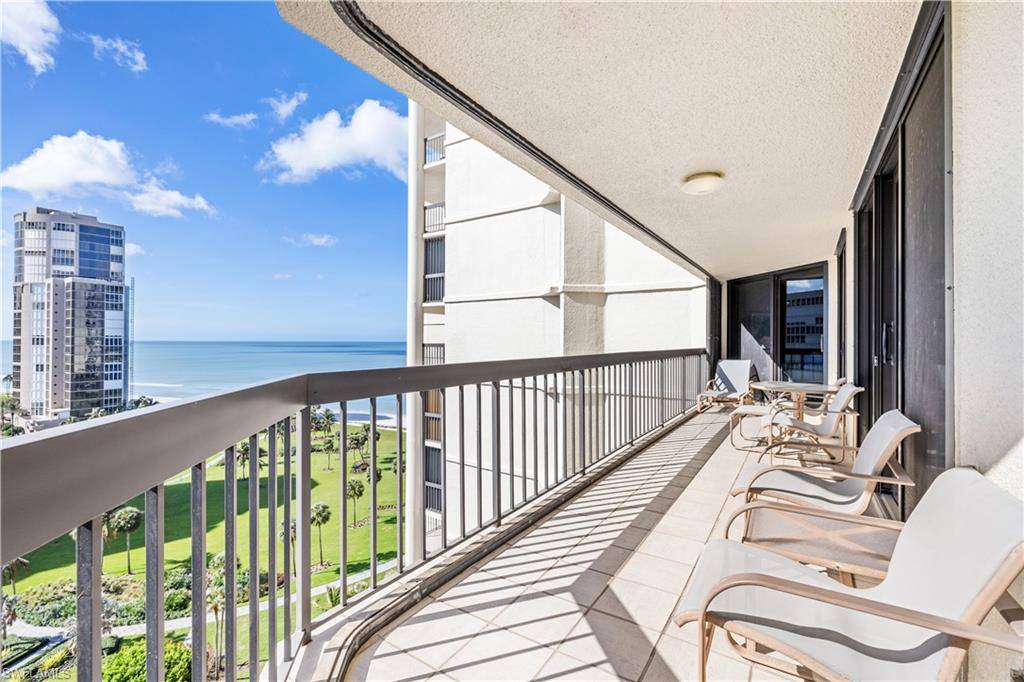 Naples, FL 34103,4551 Gulf Shore BLVD N #1506