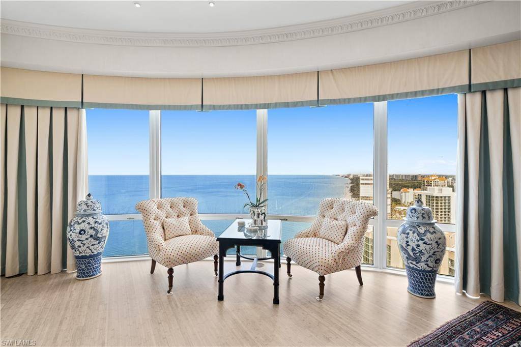 Naples, FL 34103,4601 Gulf Shore BLVD N #PH-3