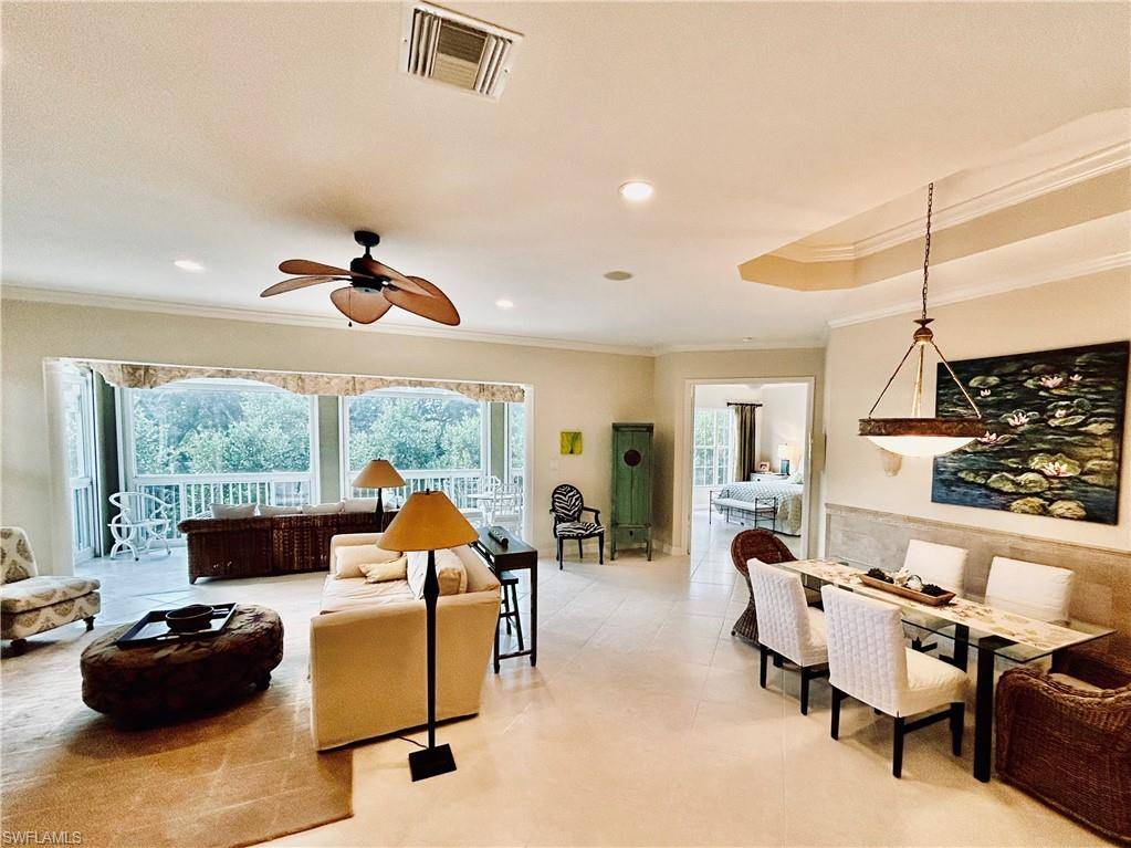 Naples, FL 34108,505 Via Veneto #8-201
