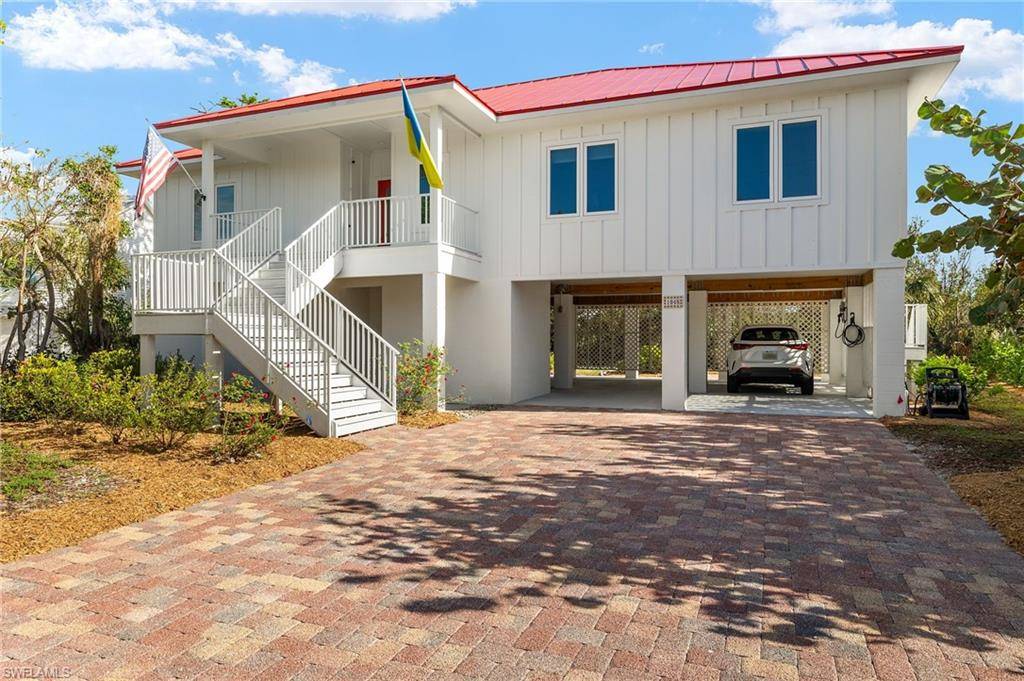 Sanibel, FL 33957,1048 Fish Crow RD