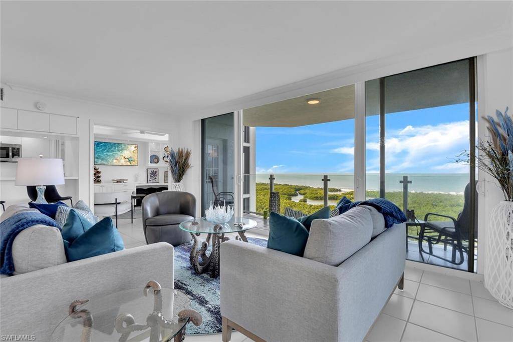 Naples, FL 34108,6101 Pelican Bay BLVD #1805
