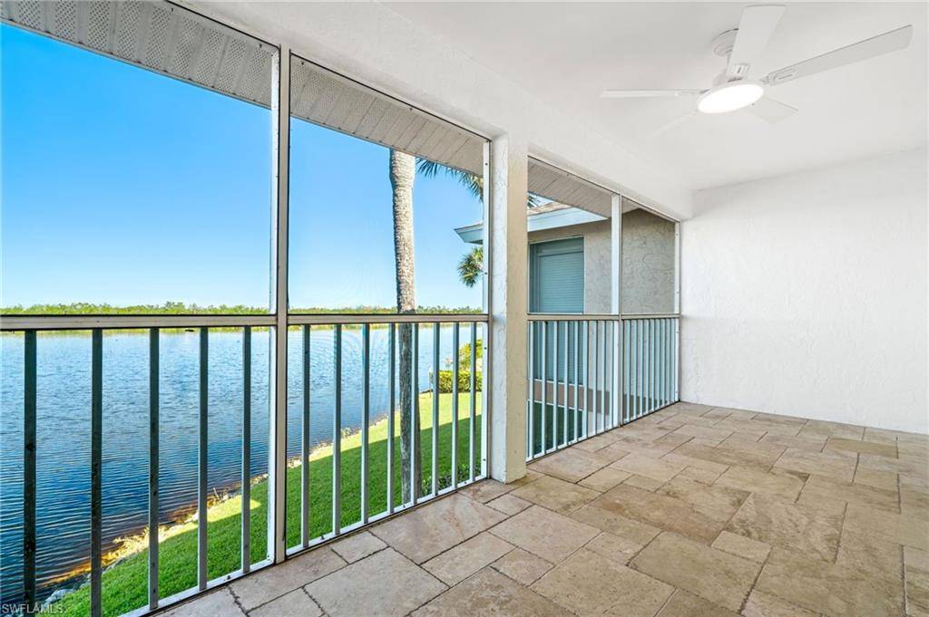 Naples, FL 34114,1045 Mainsail DR #412