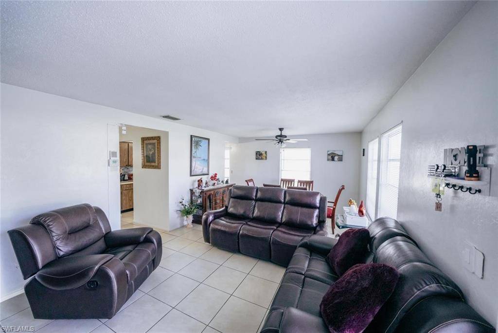 Lehigh Acres, FL 33936,43 Tangerine CT