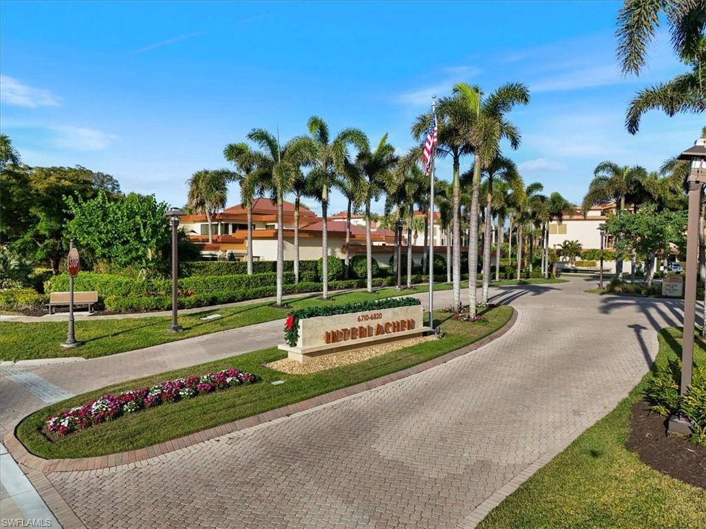 Naples, FL 34108,6740 Pelican Bay BLVD