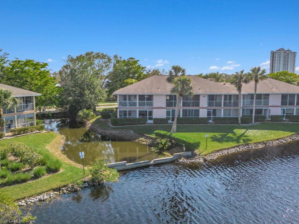 Naples, FL 34114,1045 Mainsail DR #415