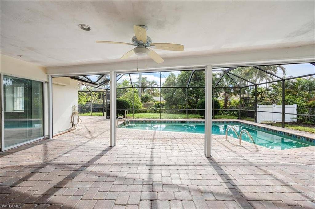 Naples, FL 34103,750 Southern Pines DR