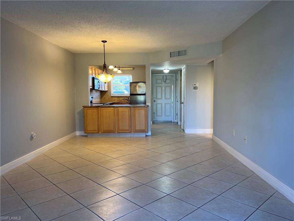 Naples, FL 34105,160 Turtle Lake CT #111