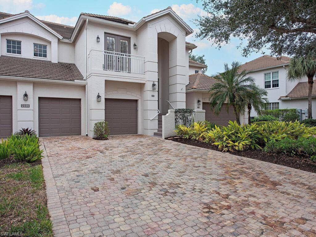Naples, FL 34109,2330 Mont Claire DR #202