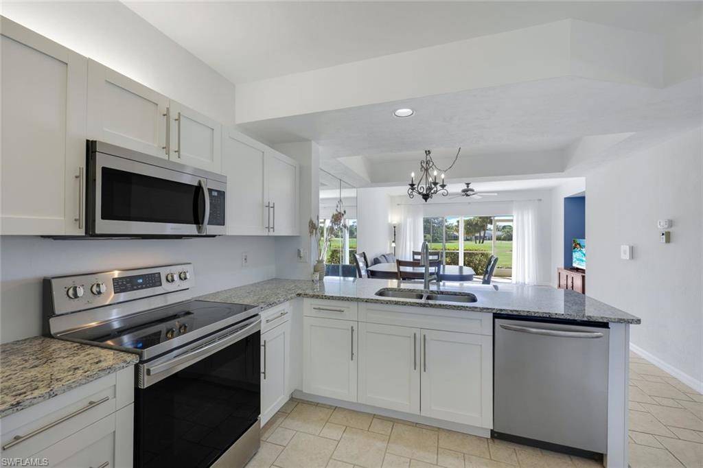 Naples, FL 34105,1070 Woodshire LN #E102