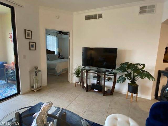 Naples, FL 34105,12935 Violino LN #206