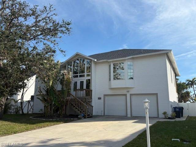 Fort Myers Beach, FL 33931,260 Nature View CT