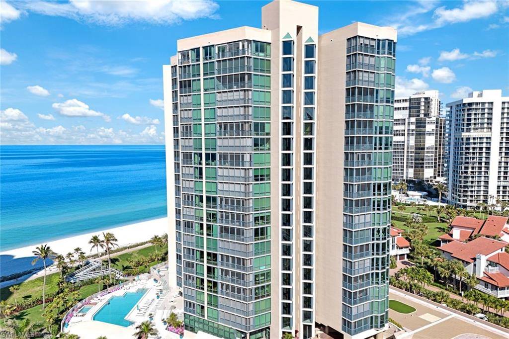 Naples, FL 34103,4651 Gulf Shore BLVD N #607