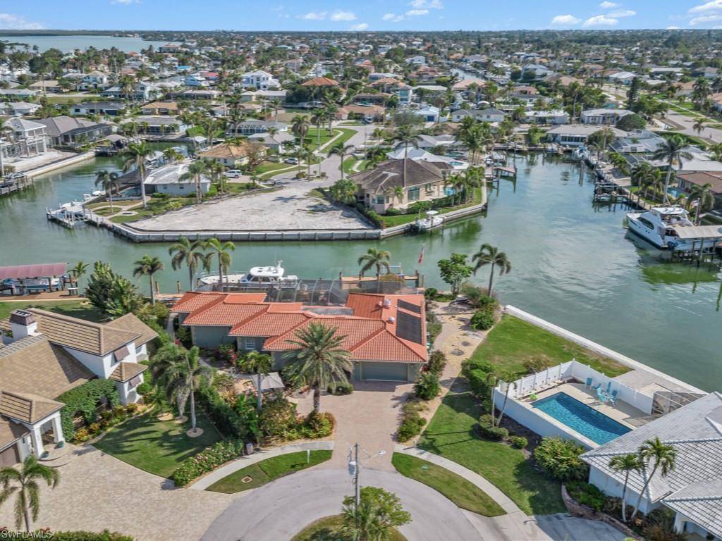 Marco Island, FL 34145,916 Sundrop CT