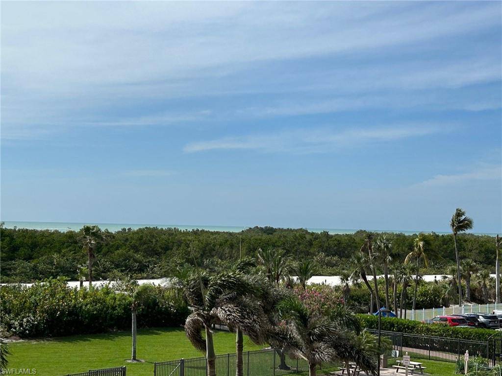 Marco Island, FL 34145,320 Seaview CT #2-302