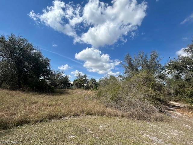 Punta Gorda, FL 33983,2090/2096 DUMONT DR