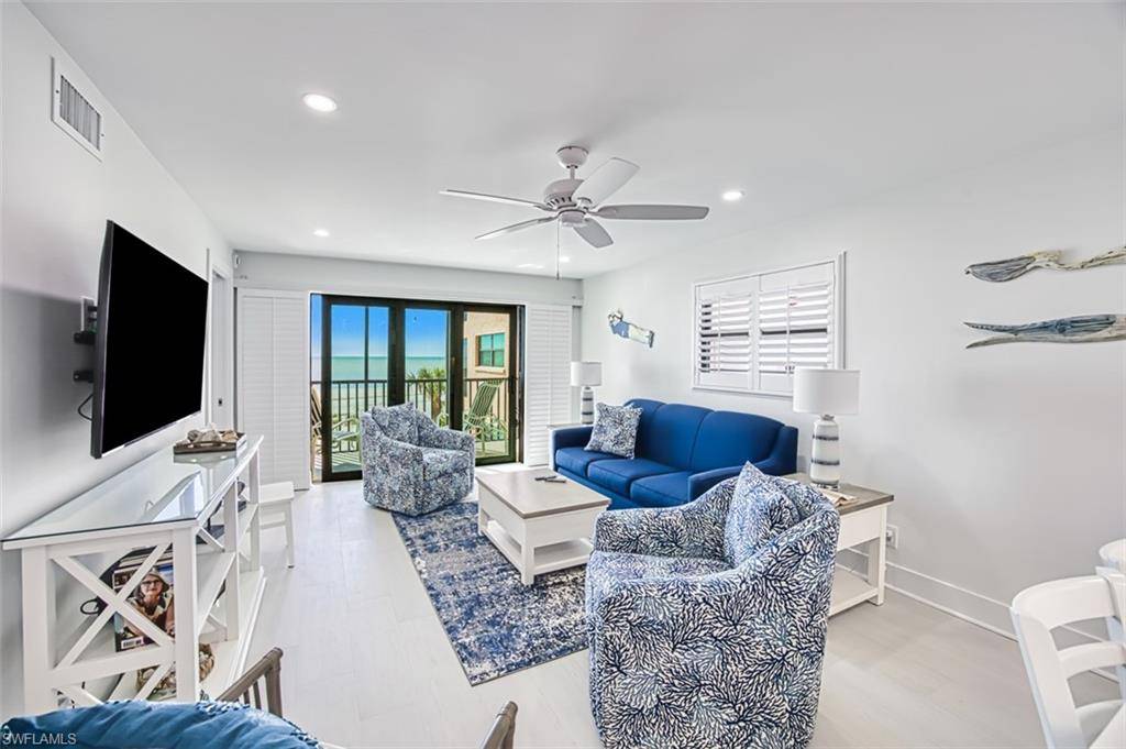 Sanibel, FL 33957,2230 Camino Del Mar DR #3A3